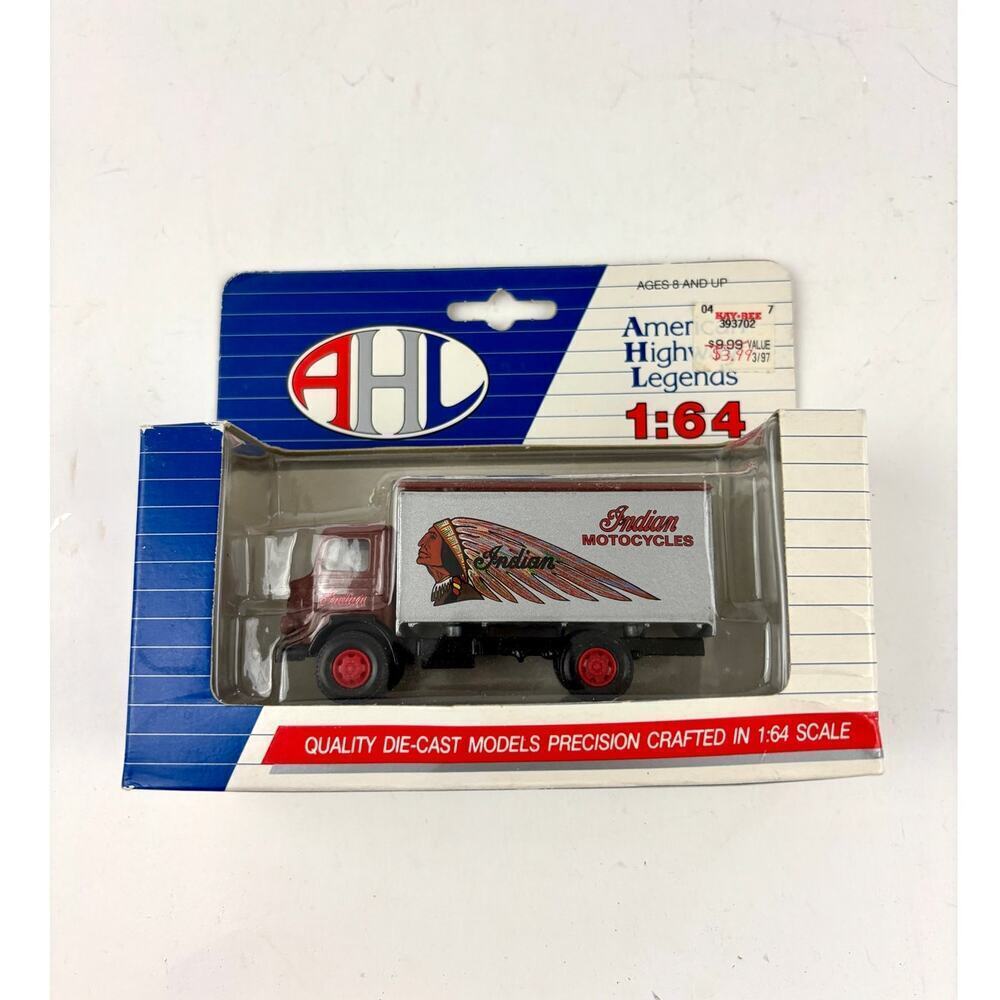 AHL American Highway Legends 1:64 Indian Motorcycles‎ GMC T-70 Delivery Truck